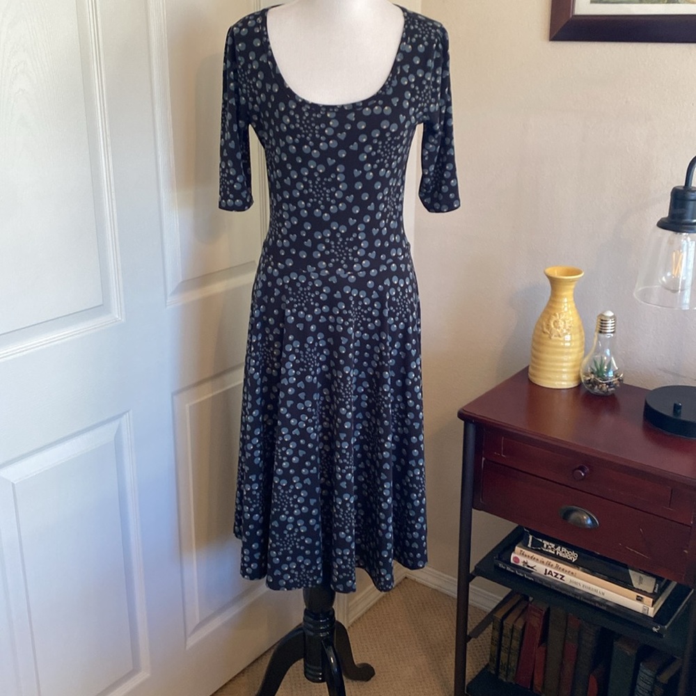 Adorable Lalaroe fit and flair dress, small